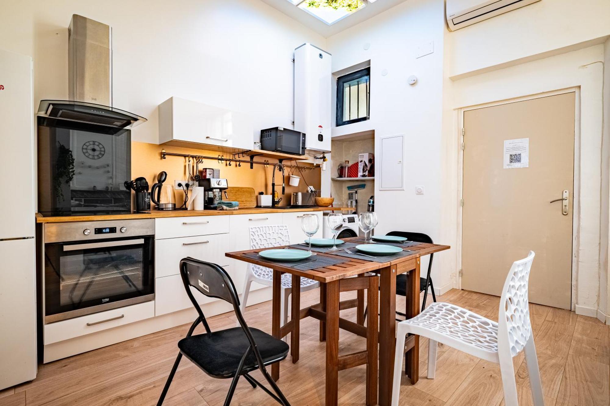 Les Suites Du Castillet แปร์ปินญอง ภายนอก รูปภาพ