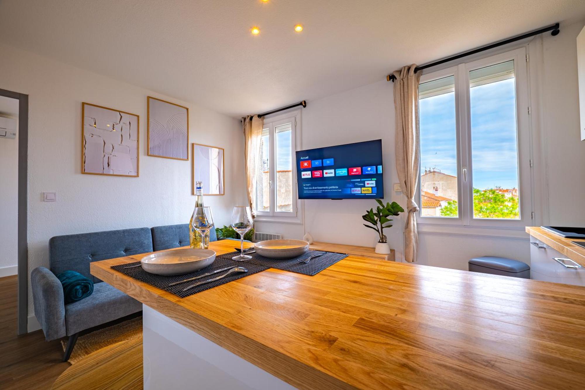 Les Suites Du Castillet แปร์ปินญอง ภายนอก รูปภาพ