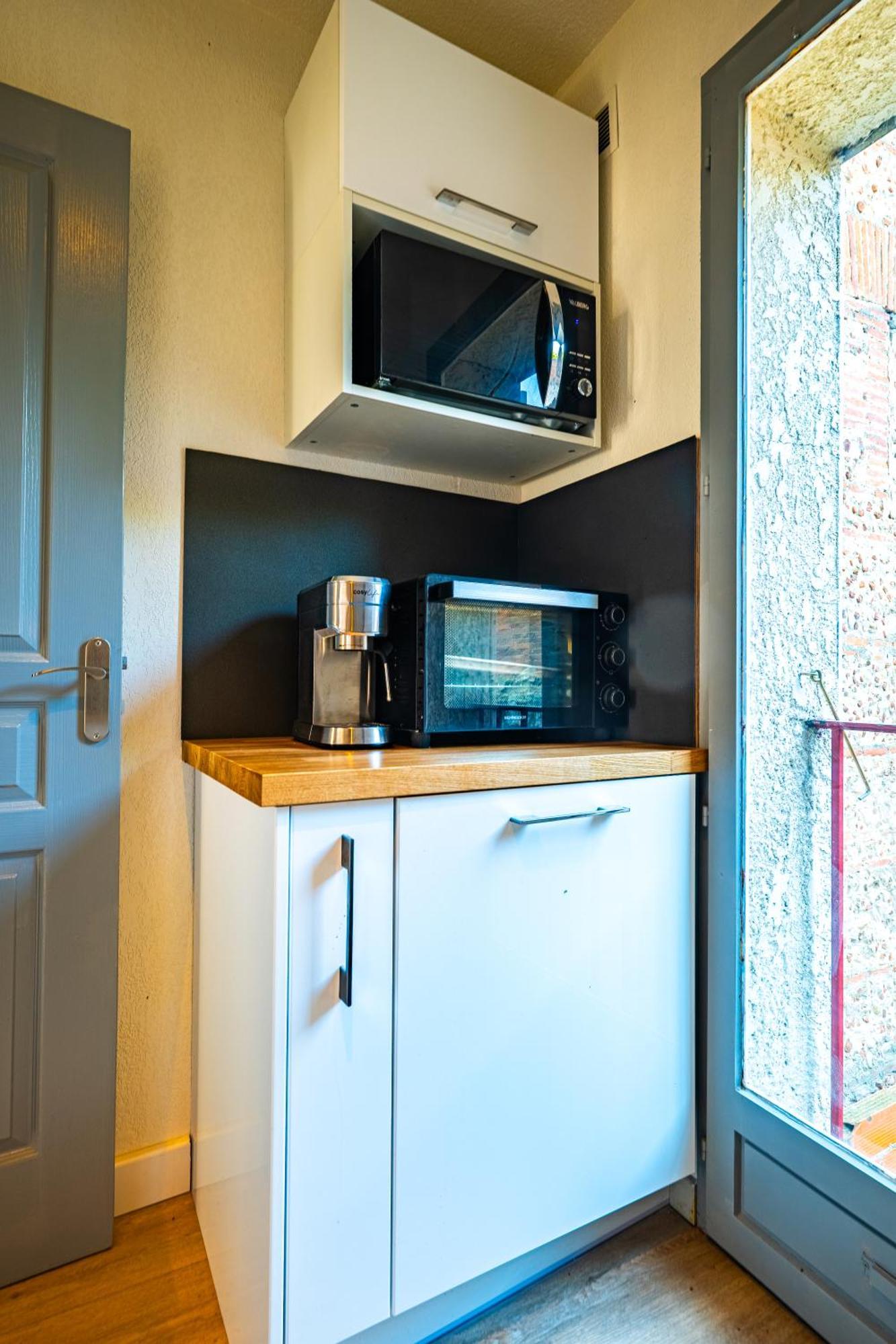 Les Suites Du Castillet แปร์ปินญอง ภายนอก รูปภาพ
