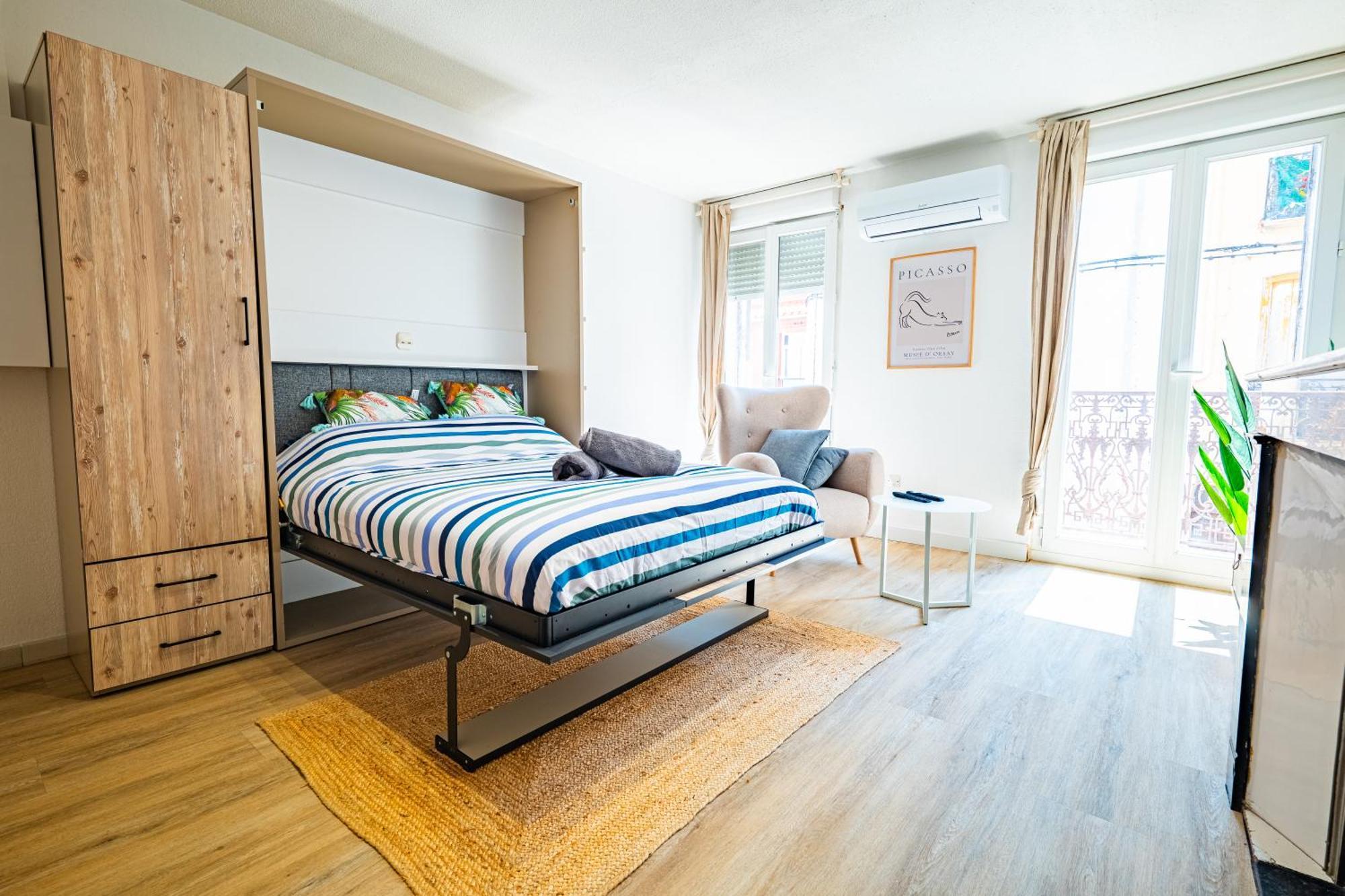 Les Suites Du Castillet แปร์ปินญอง ภายนอก รูปภาพ