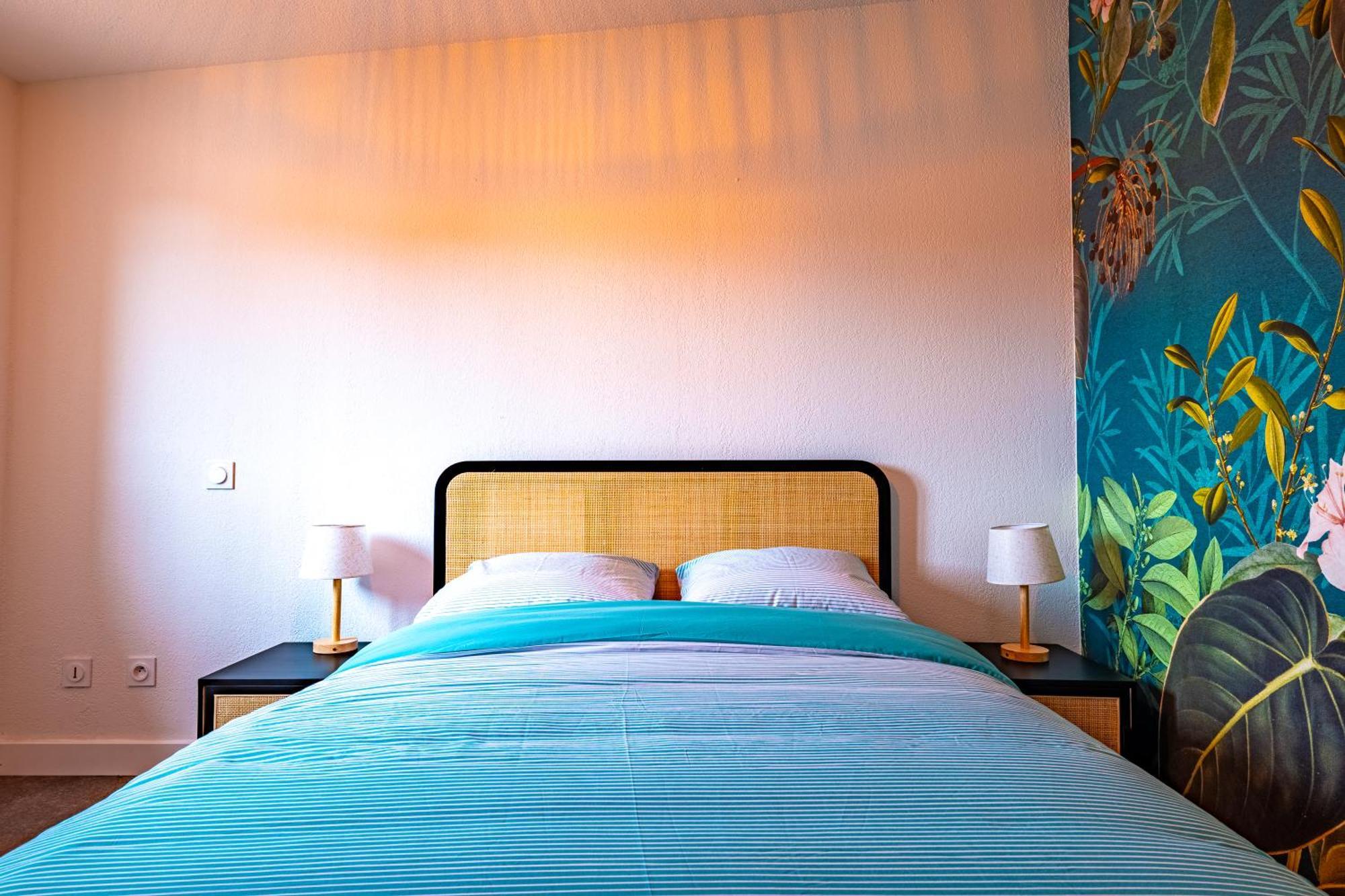 Les Suites Du Castillet แปร์ปินญอง ภายนอก รูปภาพ