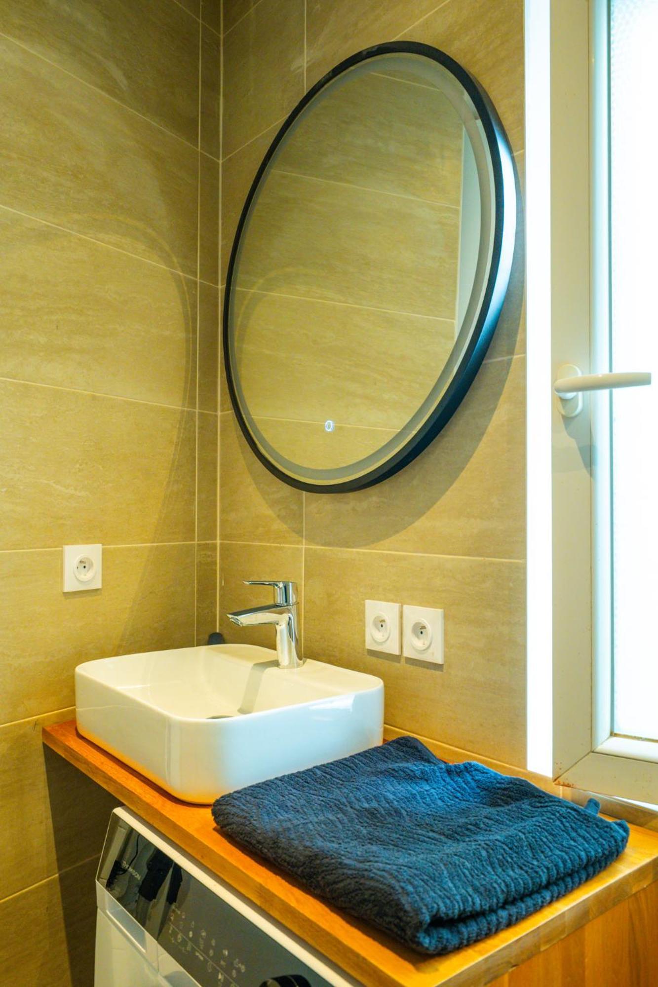 Les Suites Du Castillet แปร์ปินญอง ภายนอก รูปภาพ